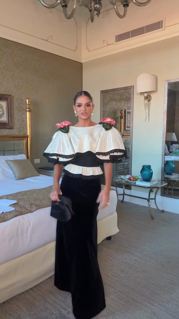 Contrast - Trim Floral Shoulder Midi Dress