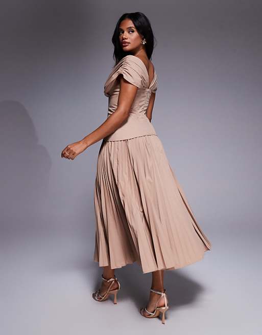 Off-the-shoulder pleated mocha midi dress